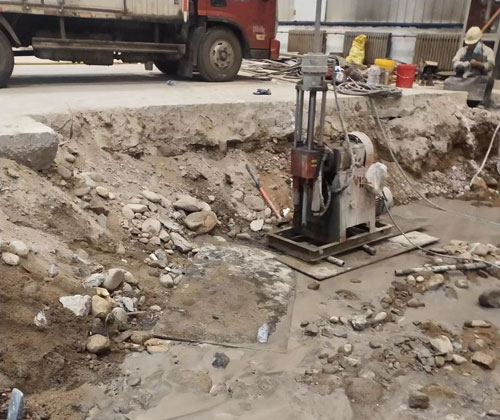 伊吾公路下沉压浆
